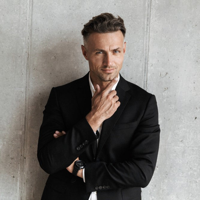 Gigolo inhuren informatief artikel met illustratie over verwachtingen kosten en veiligheid voor vrouwen