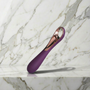 Mila vibrator van De Paarse Keizerin in elegante vormgeving op witte achtergrond