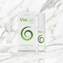 ViaGel for Men 30ml pompfles en witte doos met groen spiraallogo op marmeren ondergrond