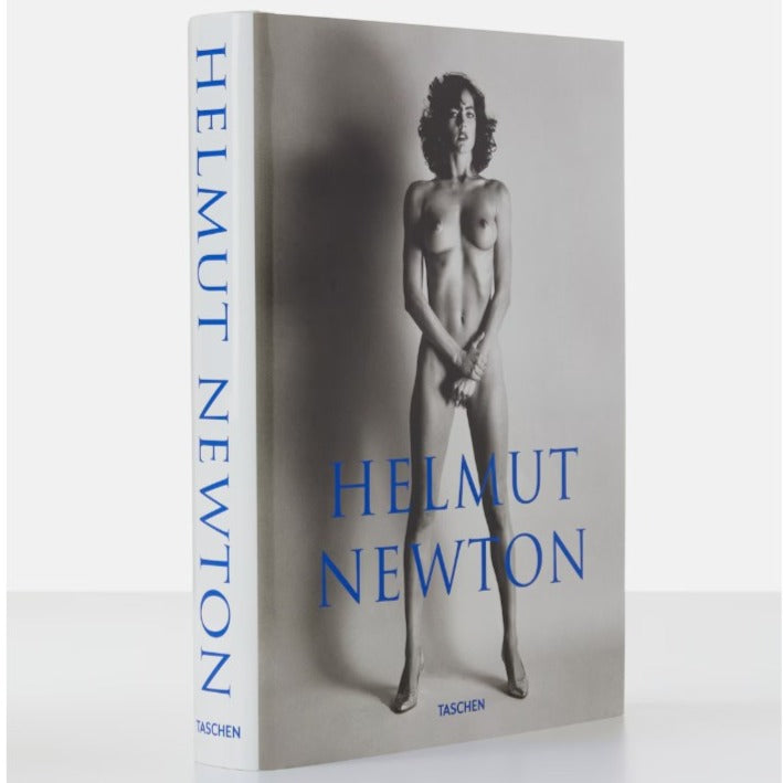 Helmut Newton TASCHEN fotoboek staand witte hardcover met zwartwit-omslagfoto