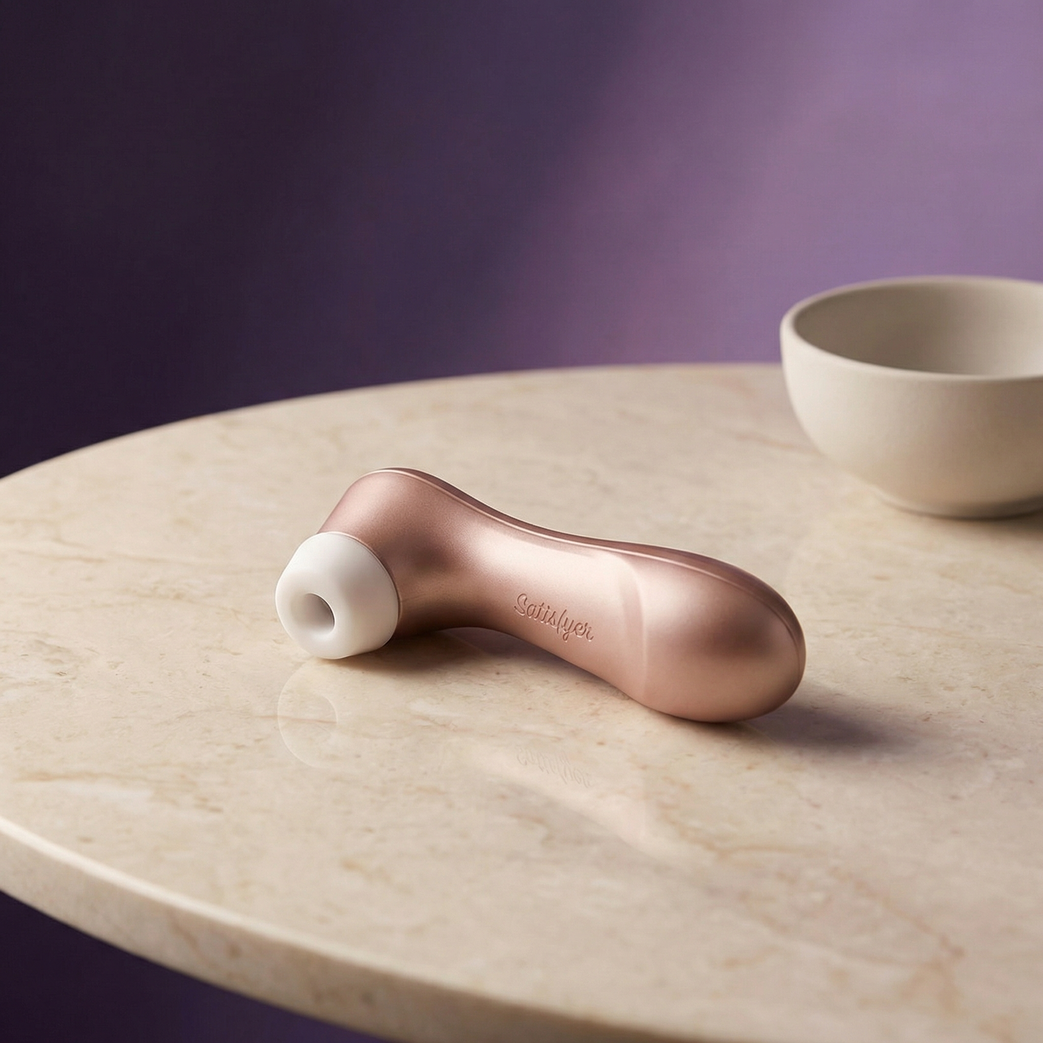 Satisfyer Pro 2 Next Generation complete verpakking met vibrator, oplader en gebruiksaanwijzing