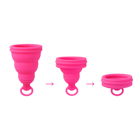 Lily Cup menstruatiecup in drie stappen opgevouwen tot compact plat formaat voor opberging
