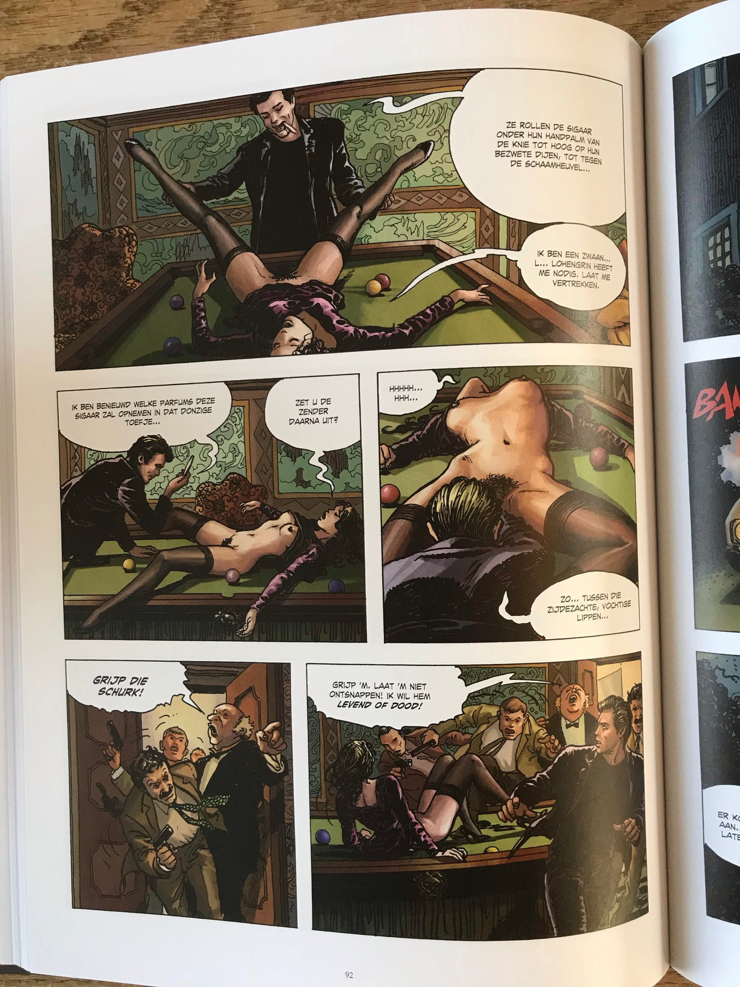 Detail pagina-opening De Schakelaar met karakteristieke Manara kunstwerk